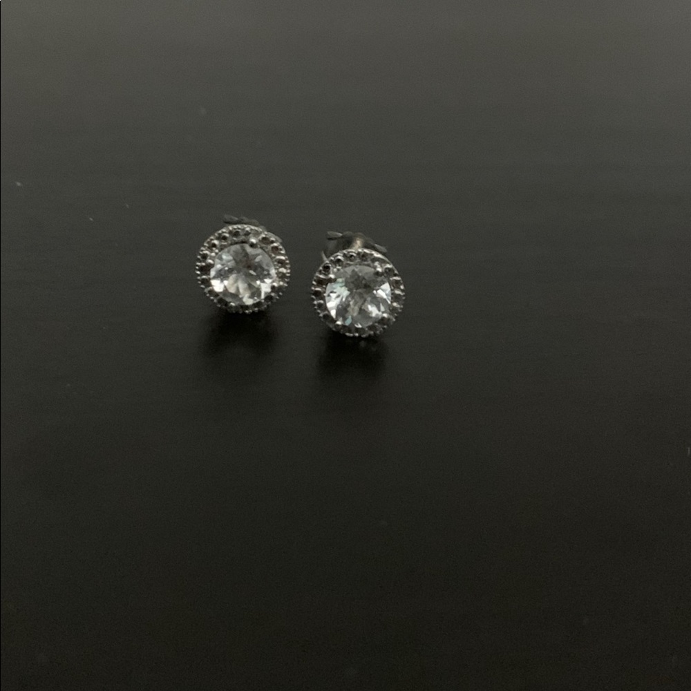 Clear Crystal Stud Earrings